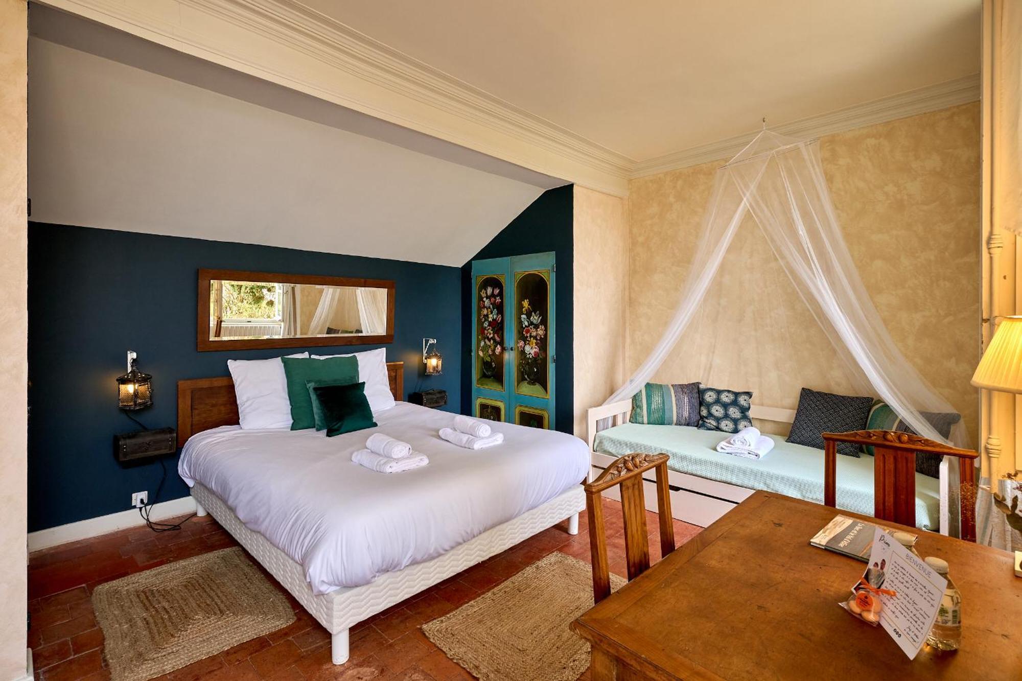 Le Nid Du Marinier Apartment Cuffy Bagian luar foto