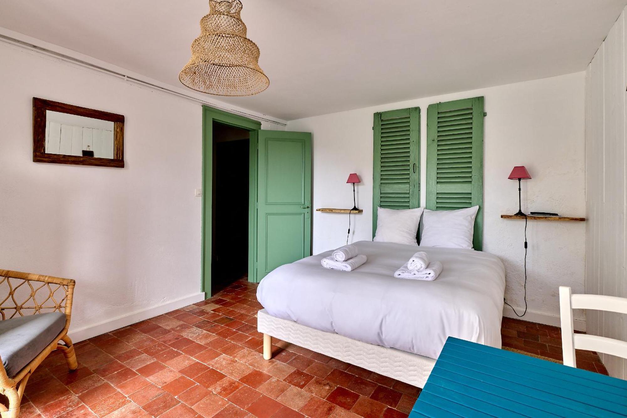 Le Nid Du Marinier Apartment Cuffy Bagian luar foto