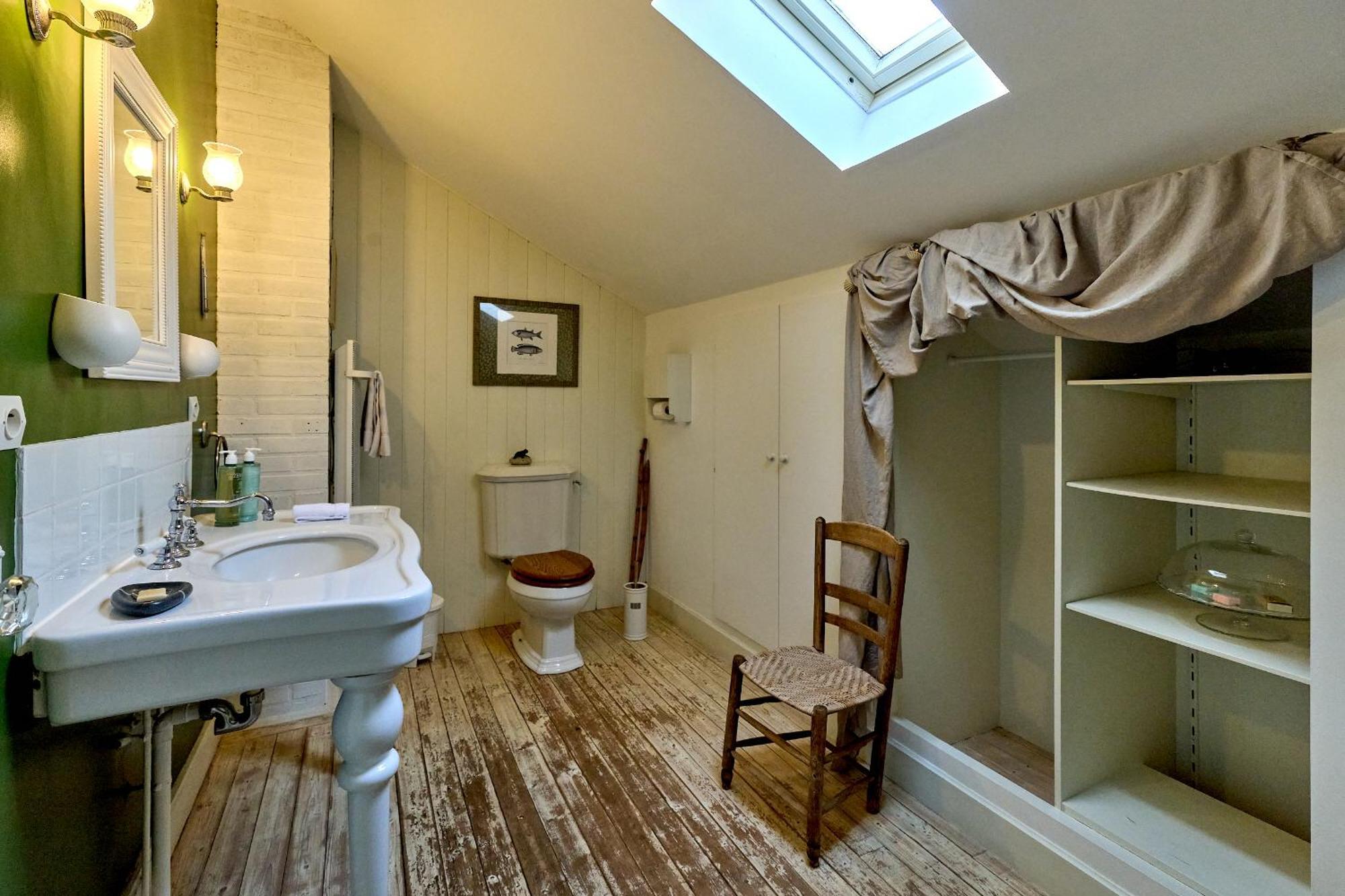 Le Nid Du Marinier Apartment Cuffy Bagian luar foto